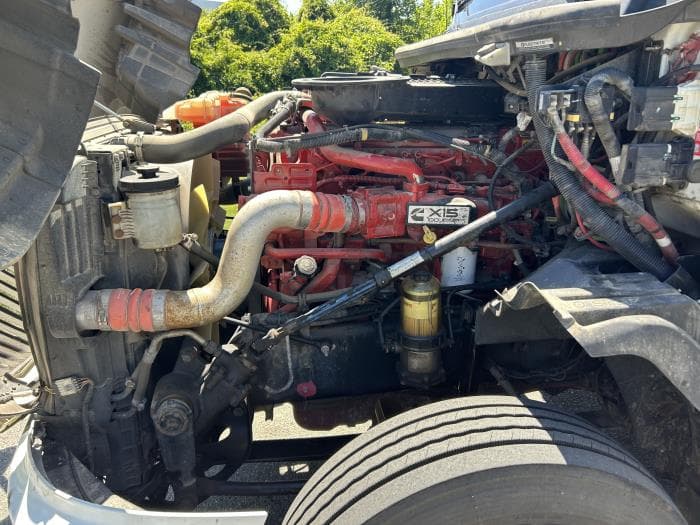 2020 International LT — photo 16