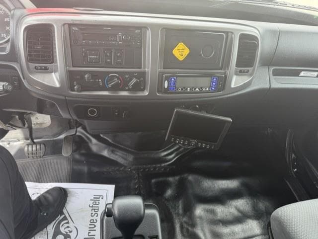 2019 Hino 268 — photo 12