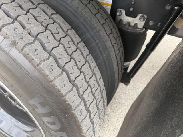 2019 Hino 268 — photo 15