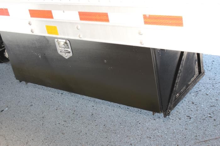 2020 Peterbilt 337 — photo 13