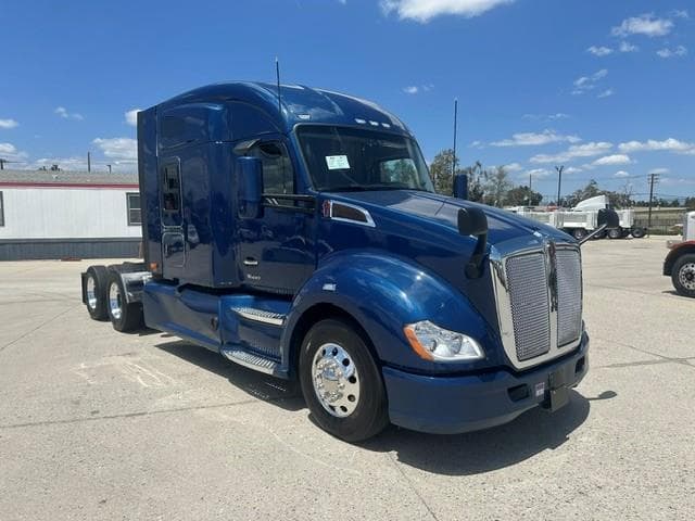 2022 Kenworth T680 — photo 8