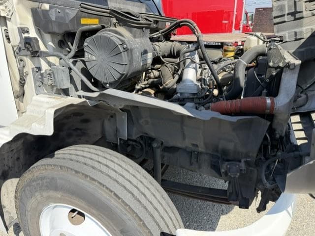 2018 Hino 268 — photo 10