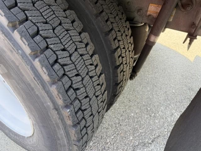 2018 Hino 268 — photo 13