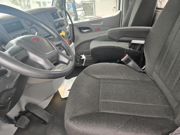2019 Peterbilt 579 — photo 5