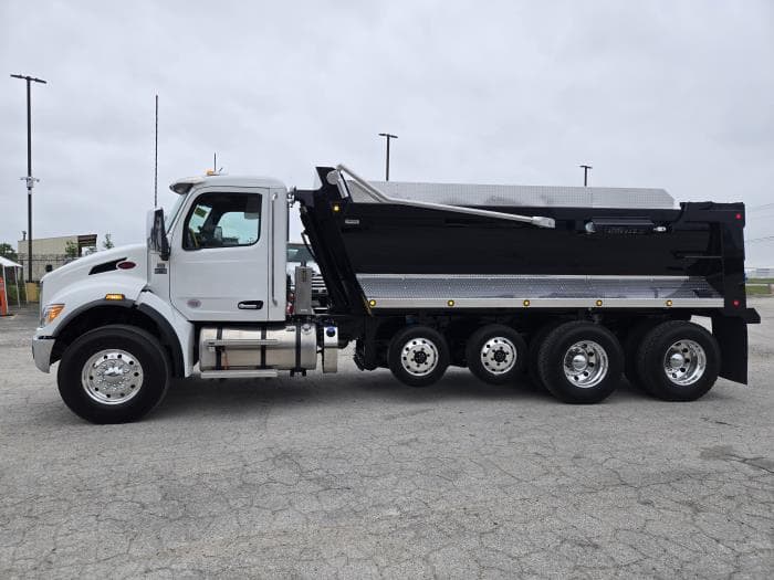 2027 Peterbilt 548 — photo 5