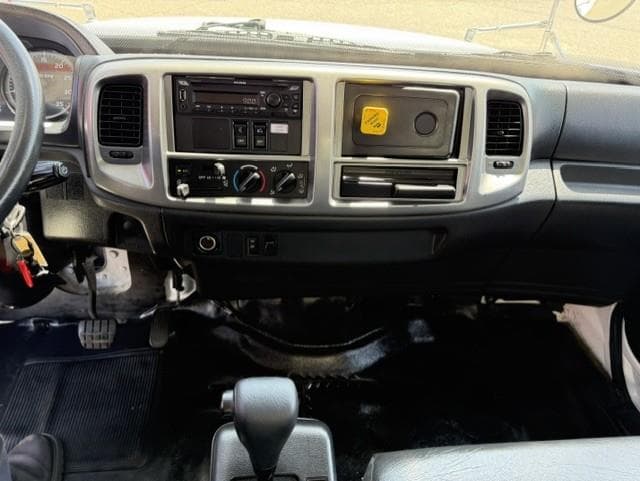 2020 Hino 268 — photo 10