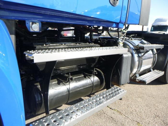 2020 Freightliner Cascadia — photo 21