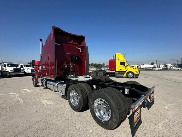 2022 Peterbilt 567 — photo 11