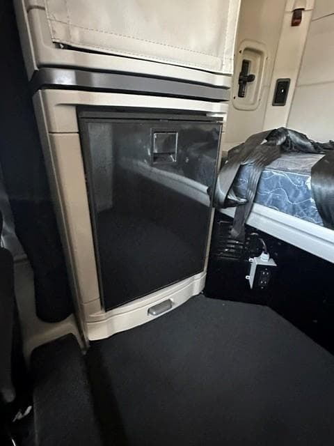 2022 Peterbilt 567 — photo 14