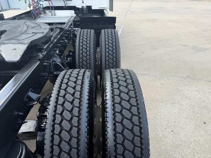 2020 Peterbilt 579 — photo 12