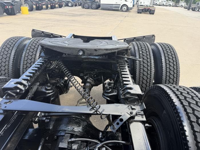 2020 Peterbilt 579 — photo 15