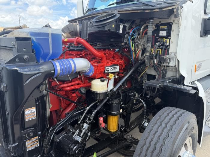 2020 Peterbilt 579 — photo 17