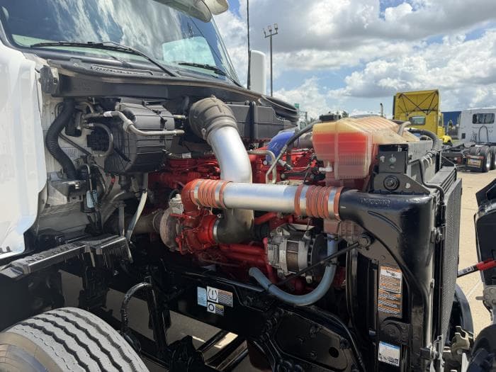 2020 Peterbilt 579 — photo 20