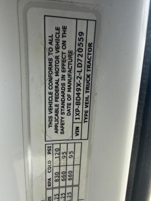 2020 Peterbilt 579 — photo 28