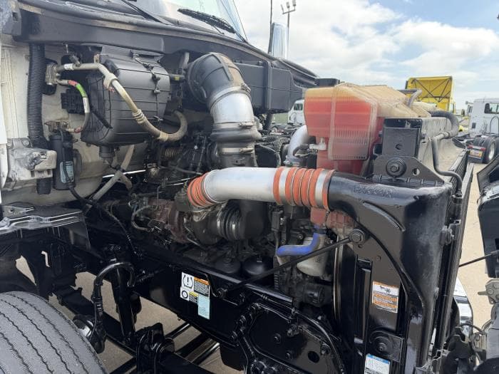2021 Kenworth T680 — photo 18