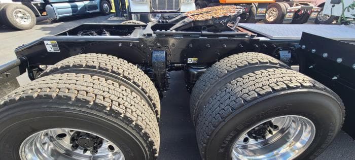 2022 Peterbilt 567 — photo 8