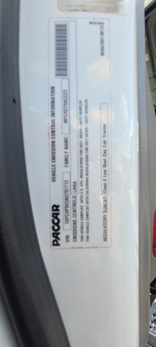2022 Peterbilt 567 — photo 21