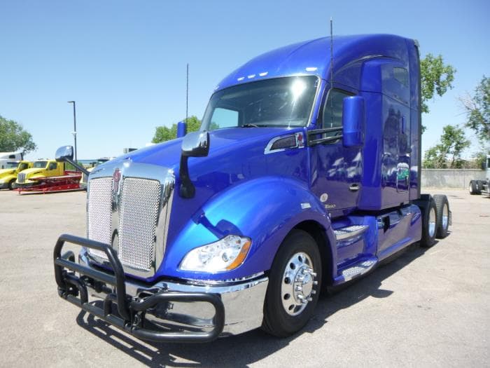 2022 Kenworth T660 — photo 2