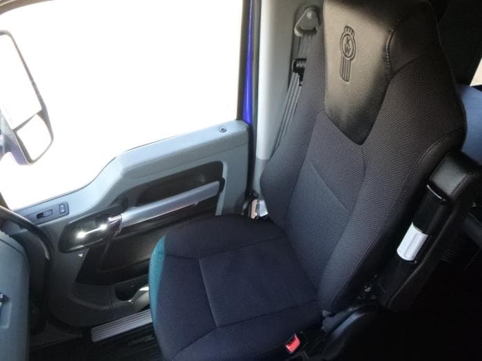 2022 Kenworth T660 — photo 19