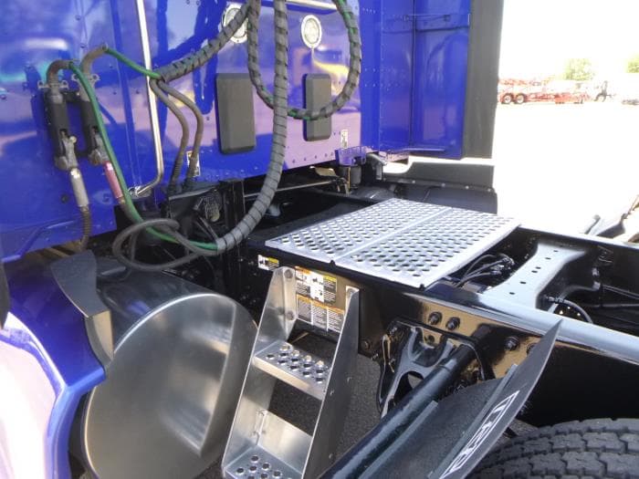2022 Kenworth T660 — photo 30