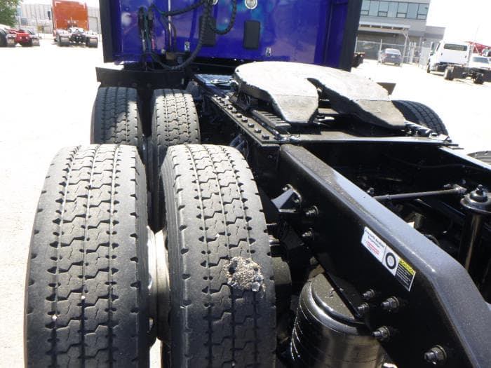 2022 Kenworth T660 — photo 31