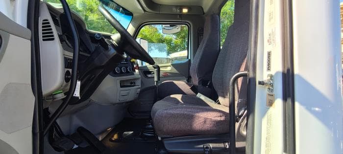 2022 Peterbilt 567 — photo 15