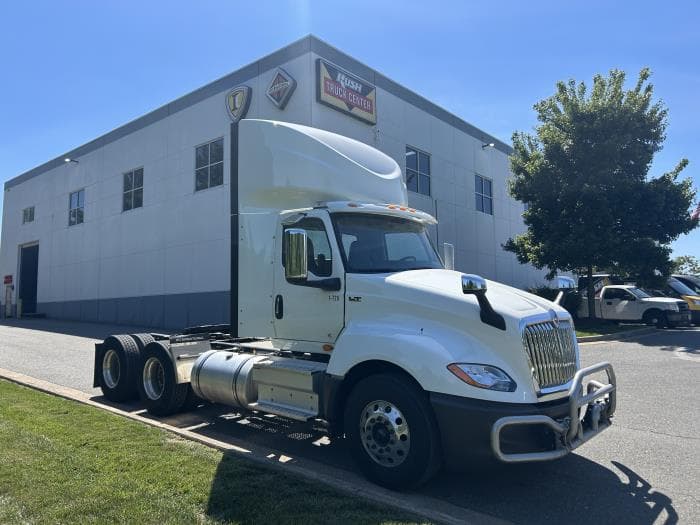 2024 International LT — photo 4