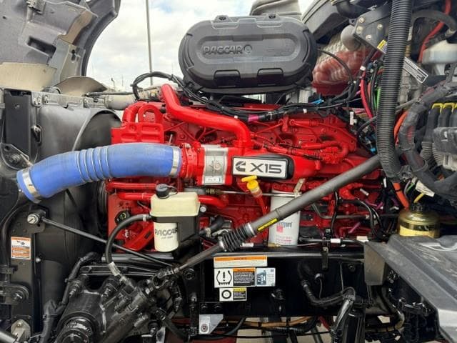 2023 Peterbilt 579 — photo 11