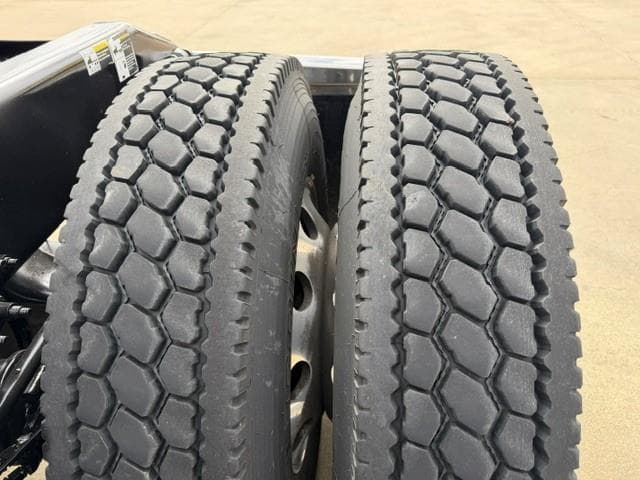 2023 Peterbilt 579 — photo 19