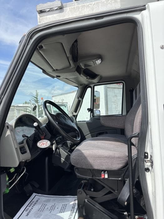 2018 International 4300 — photo 5