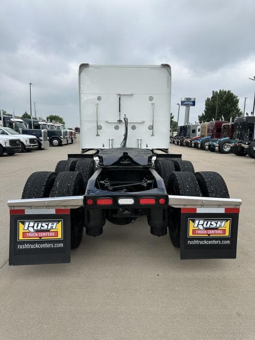 2024 Peterbilt 389 — photo 6