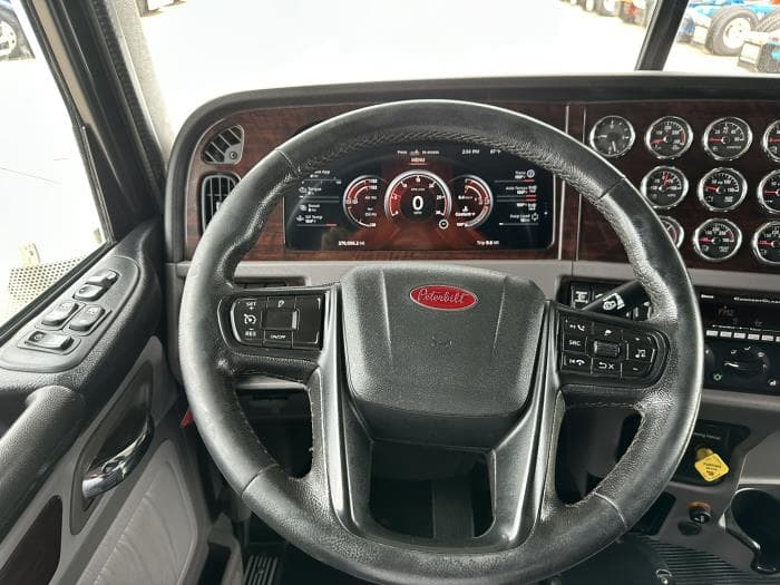 2024 Peterbilt 389 — photo 14