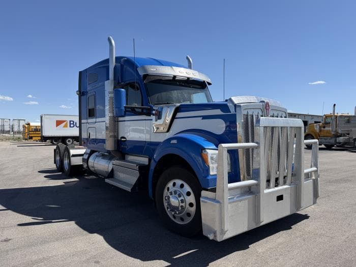 2024 Kenworth W990 — photo 9