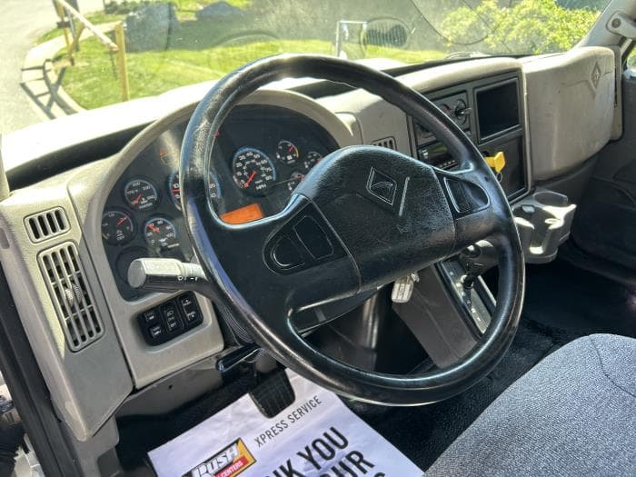 2019 International 4300 — photo 12