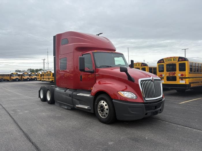 2023 International LT — photo 9