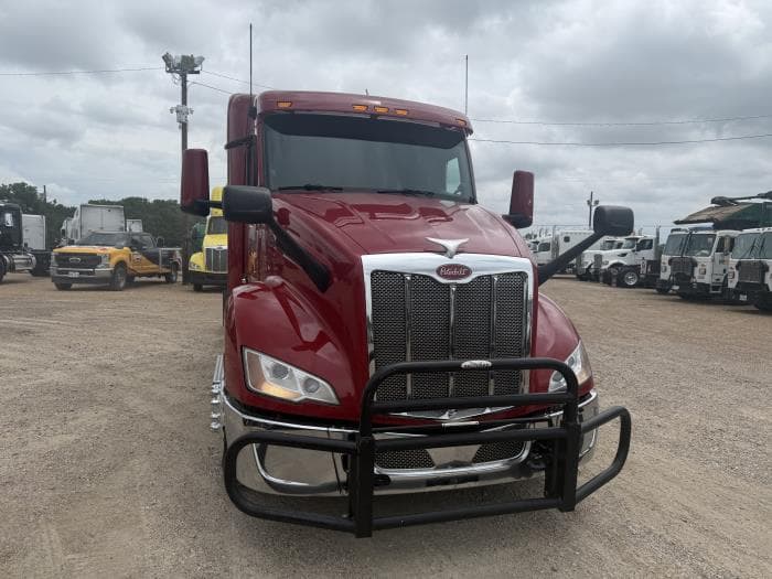 2023 Peterbilt 579 — photo 23
