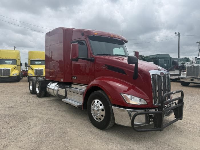 2023 Peterbilt 579 — photo 25