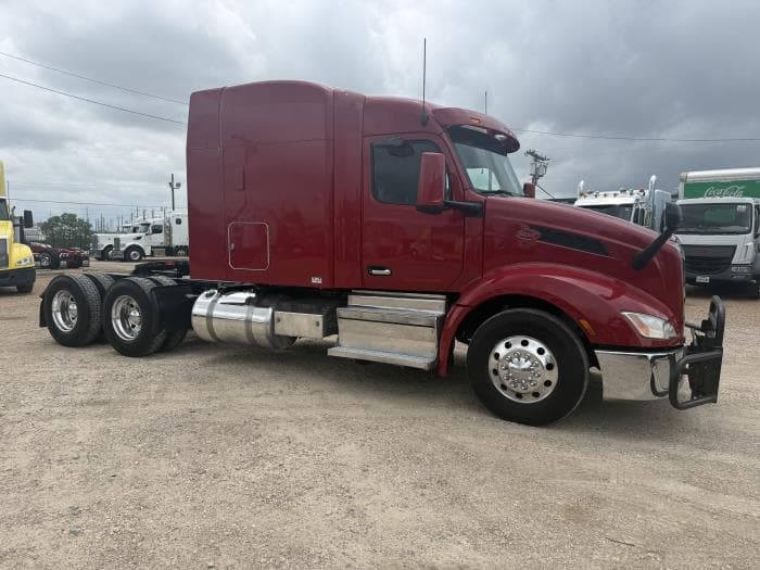 2023 Peterbilt 579 — photo 26