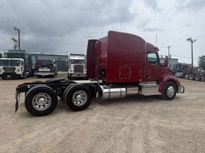 2023 Peterbilt 579 — photo 32