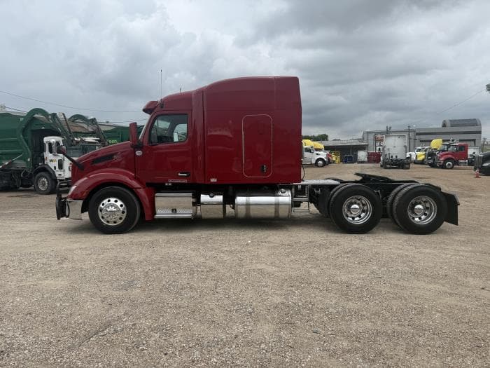 2023 Peterbilt 579 — photo 43