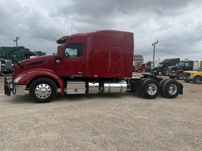 2023 Peterbilt 579 — photo 44
