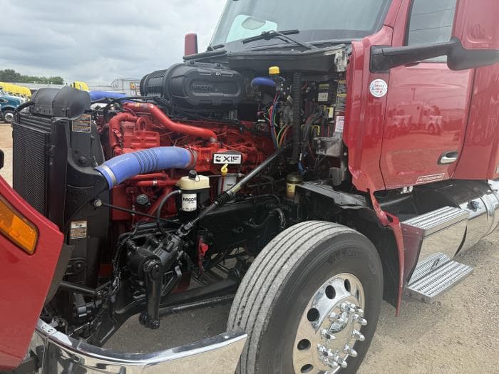 2023 Peterbilt 579 — photo 46