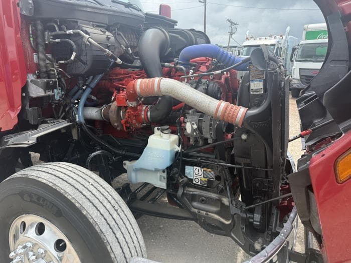 2023 Peterbilt 579 — photo 47