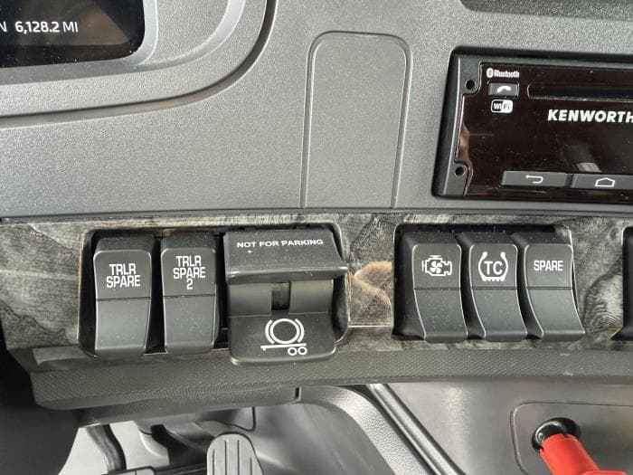 2024 Kenworth W990 — photo 20