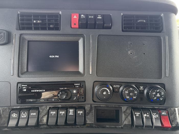 2024 Kenworth W990 — photo 19