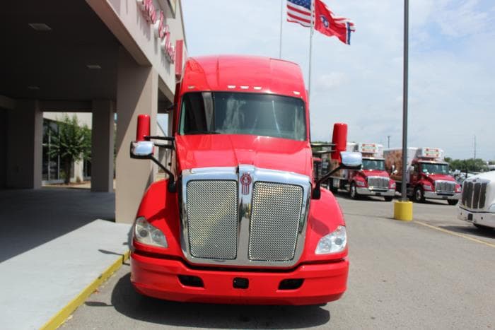 2022 Kenworth T680 — photo 3