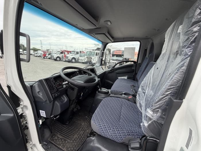 2025 Isuzu NRR in Orlando, FL — photo 20