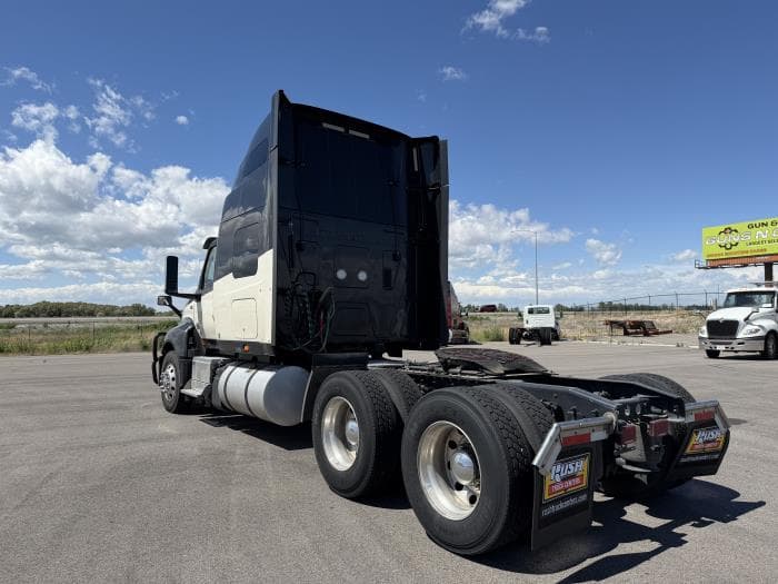 2024 International LT — photo 3