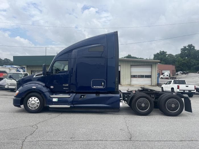 2022 Kenworth T680 — photo 5