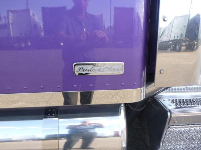 2023 Peterbilt 389 — photo 13